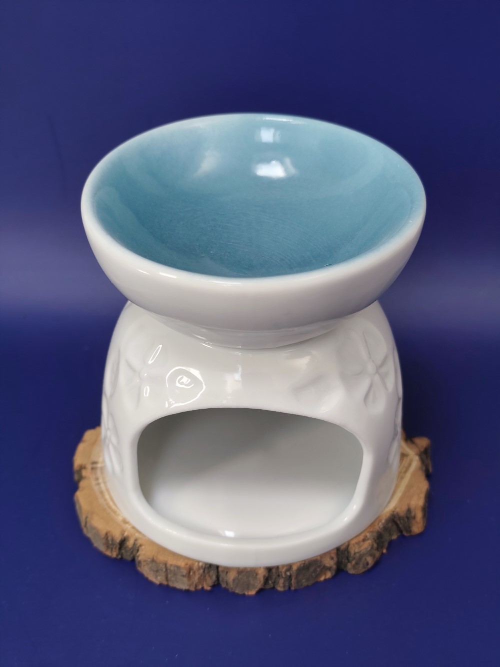 Kominek ceramiczny do wosku zapachowego / Ażurowe kwiaty / Biały - obrazek 5
