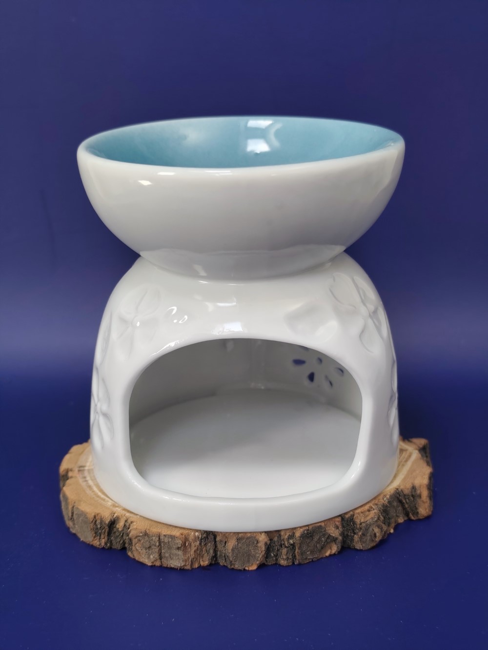 Kominek ceramiczny do wosku zapachowego / Ażurowe kwiaty / Biały - obrazek 4