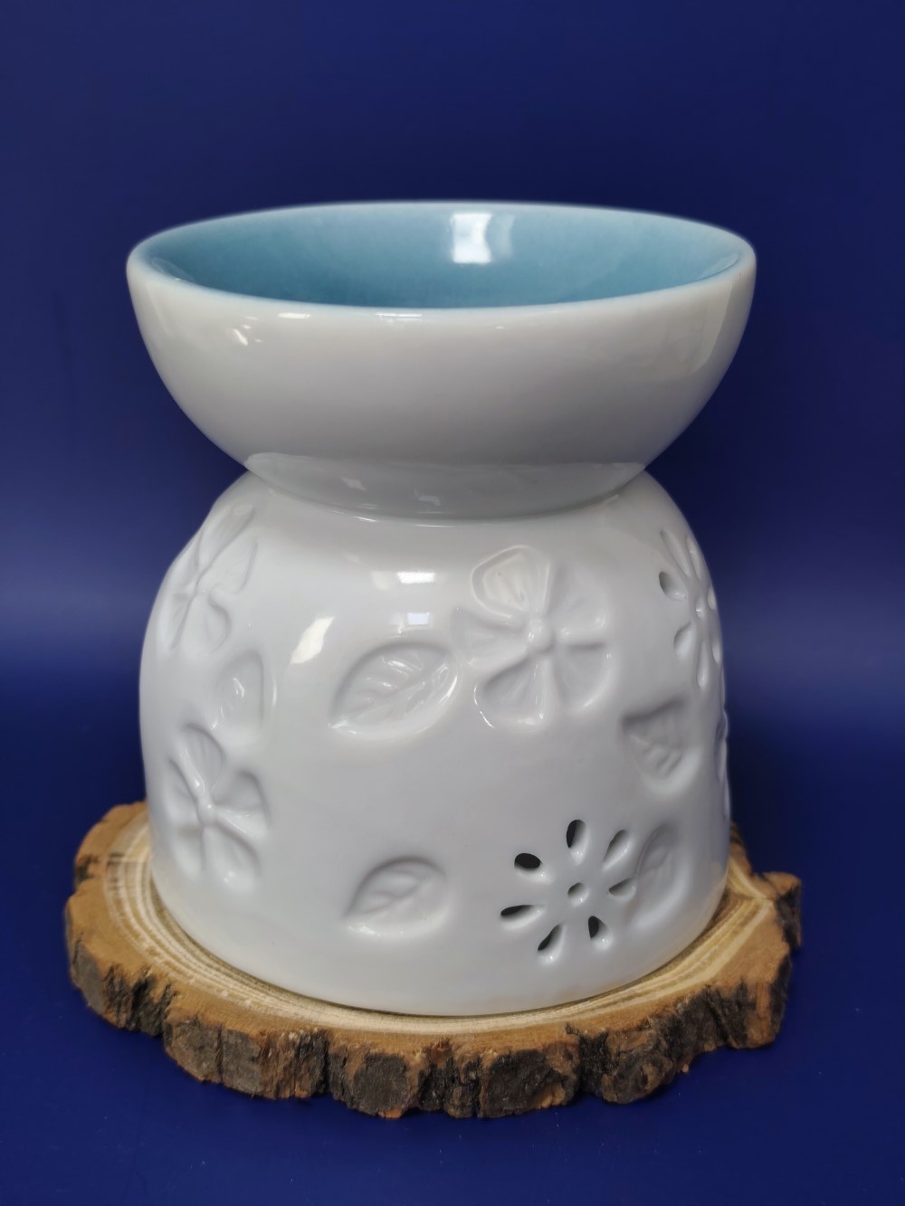 Kominek ceramiczny do wosku zapachowego / Ażurowe kwiaty / Biały - obrazek 6
