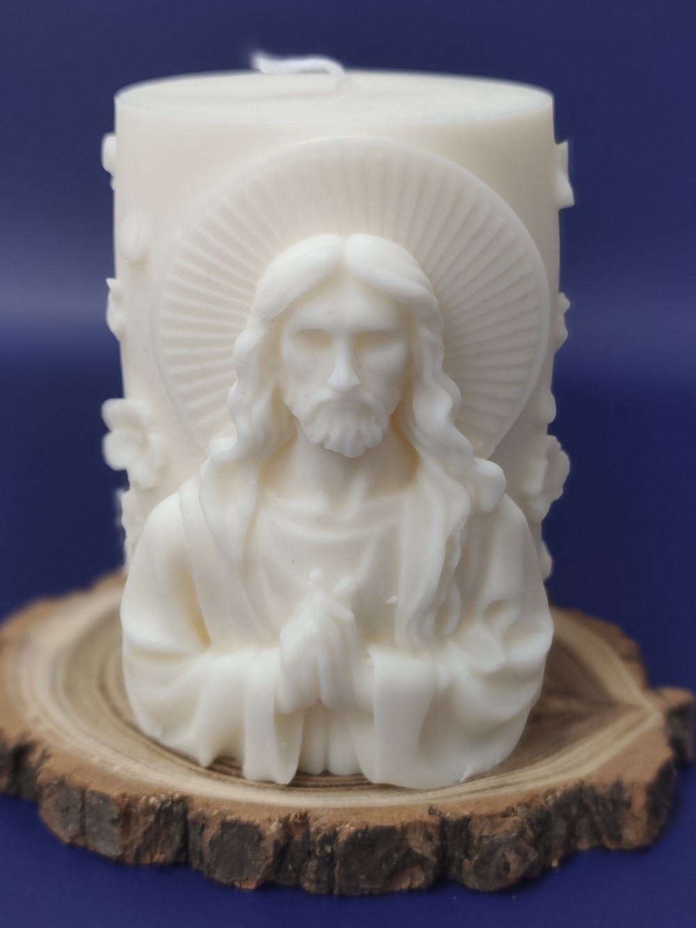 Świeca sojowa dekoracyjna wolnostojąca, bezzapachowa / Jezus Chrystus 295 g - obrazek 2